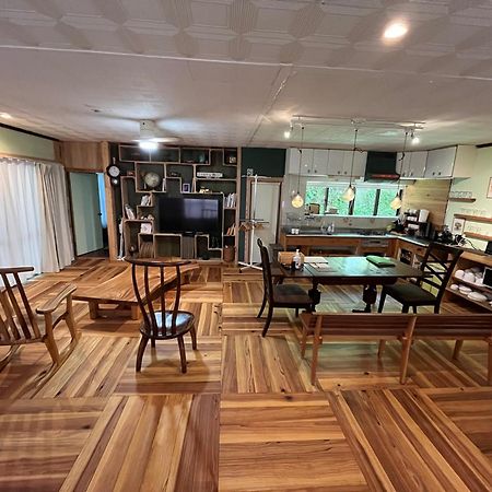 Ferienwohnung こもれび Miyakojima  Exterior foto